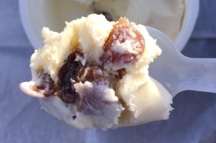シャトレーゼの「北海道発酵バターアイス」を食べてみた【感想・カロリー等】